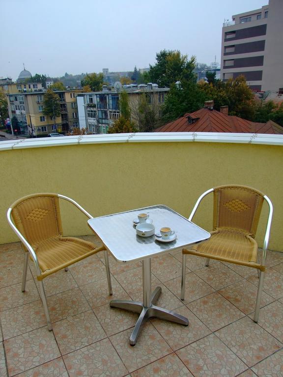 Hotel Regat Пітешть Екстер'єр фото