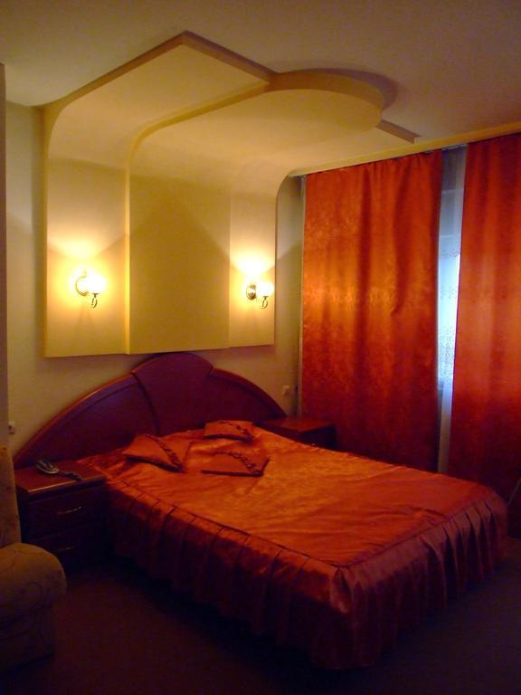 Hotel Regat Пітешть Номер фото